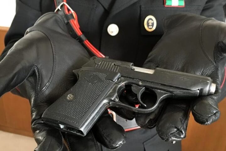 pistola sequestro carabinieri 2