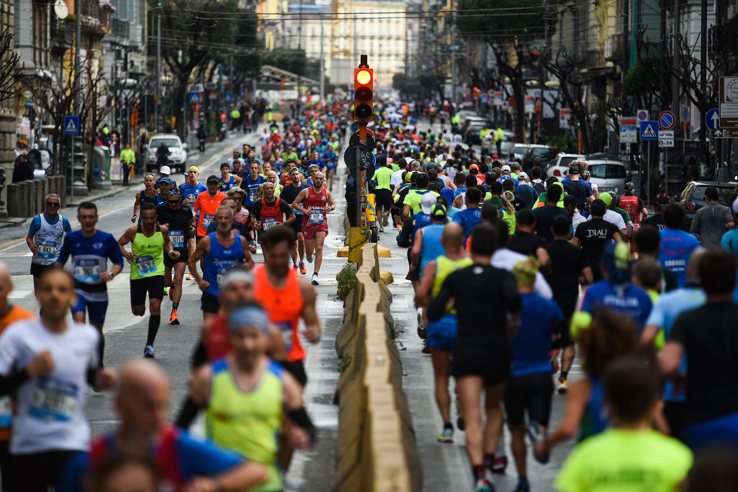 Napoli City Half Marathon corsa running persone