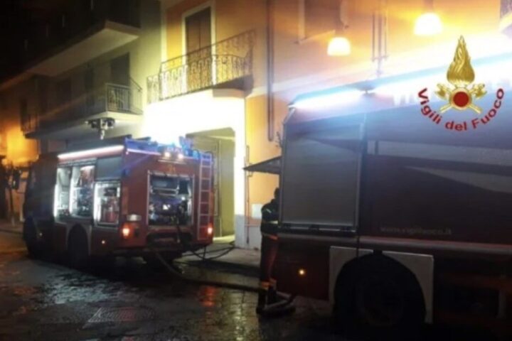 frattaminore incendio in un appartamento morta d 323403