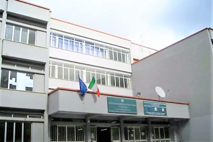 liceo manzoni